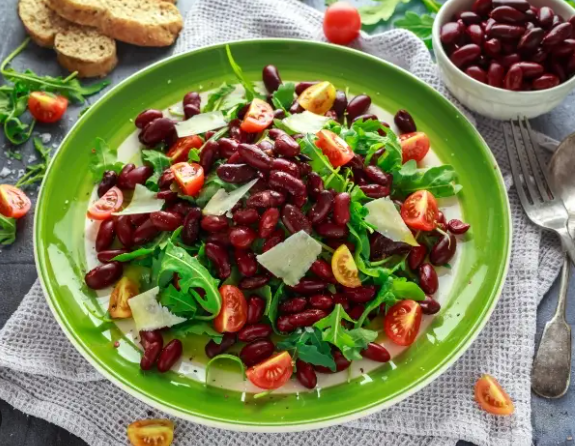 Meksika Fasulyesi Salatası